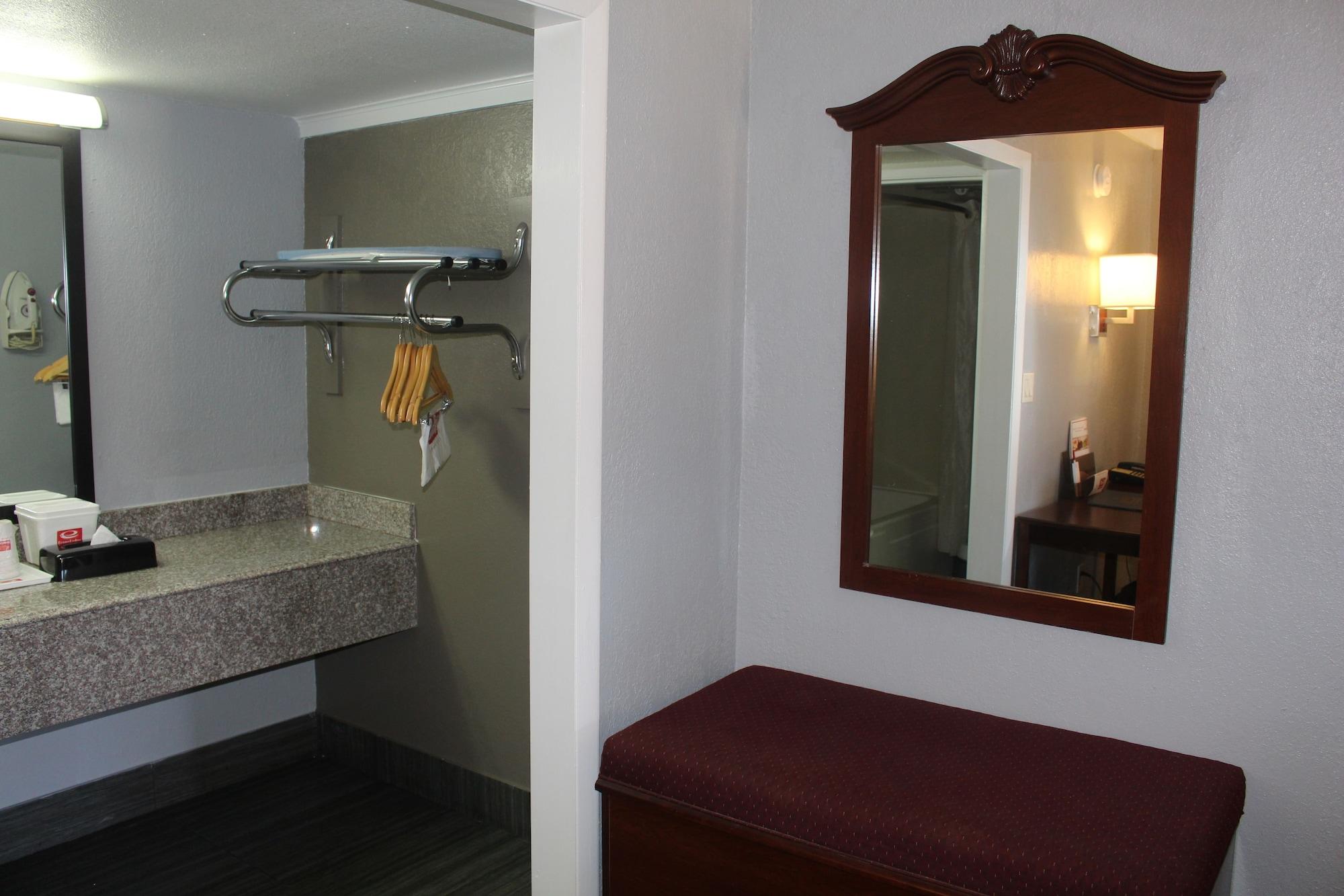 Econo Lodge Near The Domain - The Arboretum Austin Dış mekan fotoğraf