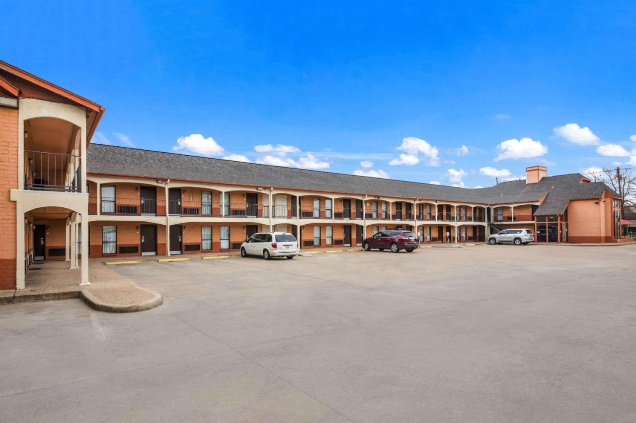 Econo Lodge Near The Domain - The Arboretum Austin Dış mekan fotoğraf
